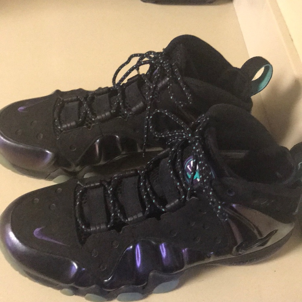 Charles Barkley posites 7 1/2-MSRP $250.00 Nike